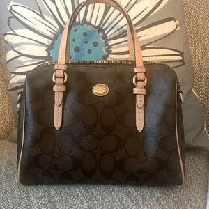 Coach Satchel / Crossbody